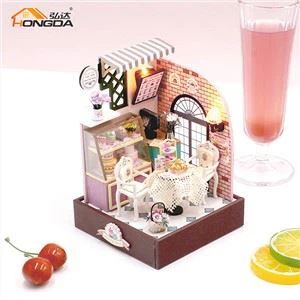 Miniatűr babaház cukrászda