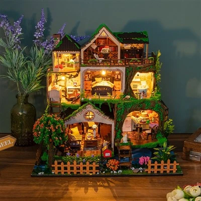 Miniatűr fa babaház készletek